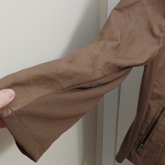 Men's Tan Leather Jacket - Picture 2 of 11